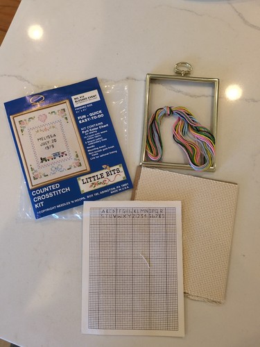 Kit punto croce annuncio