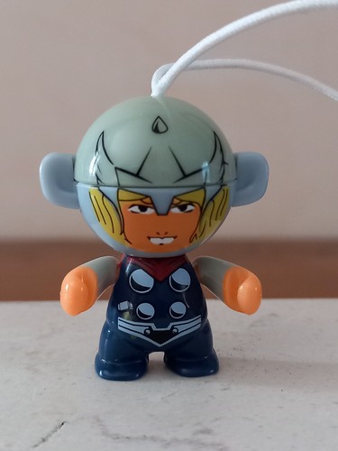 Thor kinder sorpresa - thor,