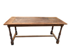 Antico grande tavolo in noce