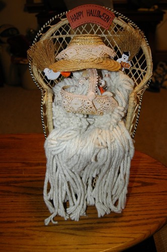 Happy halloween fantasma - happy,