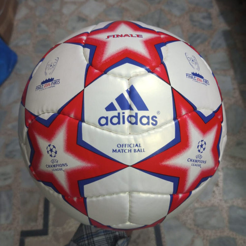 Pallone ufficiale adidas - ufficiale,