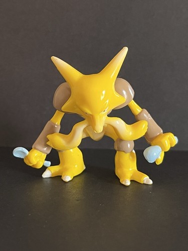 Alakazam tomy pokemon figure - pokemon,