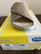 scholl antonia cross