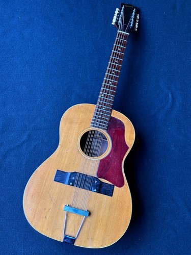 Gibson 12n 12 string - gibson,