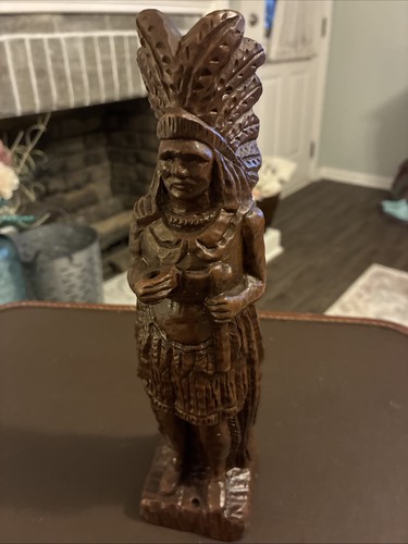 Unica statuina capo indiano