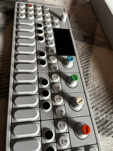 Teenage engineering 1 - teenage, op-1