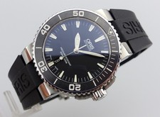 ORIS Aquis Date Diver 300 m