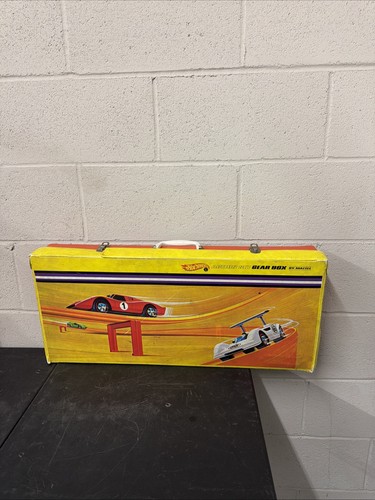 Hot wheels action - hot, set