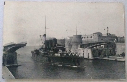 Taranto marina nave - marina,