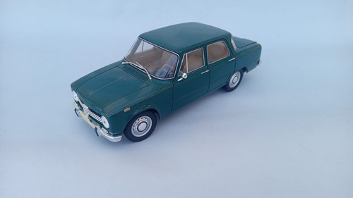 Minichamps alfa romeo giulia - alfa,