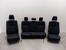 SET COMPLETO DI SEDILI /