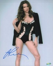 LINDA CARDELLINI Autographed