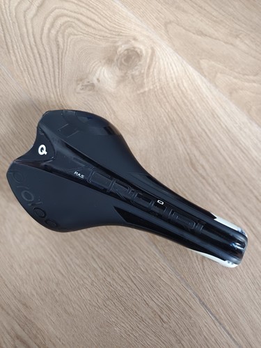 Prologo zero tri saddel - tri,