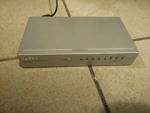 Hub zyxel 108a switch - switch, 8