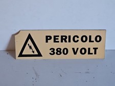 Pericolo 380 volt piccolo - pericolo,
