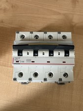 Interruttore Magnetotermico Modulare 16 KA 4P Curva C 100A 6mod BTicino FT84C100