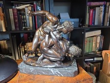Scultura in bronzo firmata F