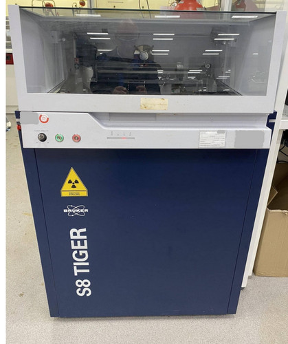 Bruker tiger tipo - s8,