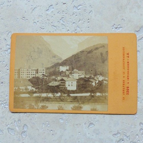 Suisse jungfrau le - &,