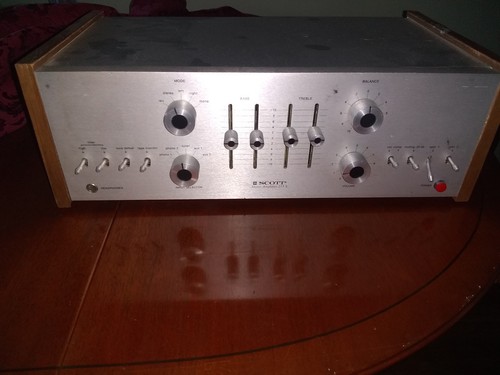 Amplificatore stereo vintage