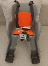 Seggiolino bici anteriore attacco al manubrio. Colore grigio e rosso