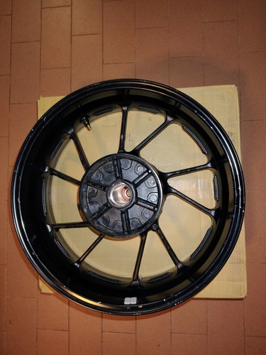 Cerchio posteriore yamaha - cerchio,