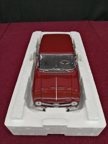 Minichamps alfa romeo - minichamps, 1/18