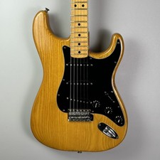 Fender Stratocaster Chitarra