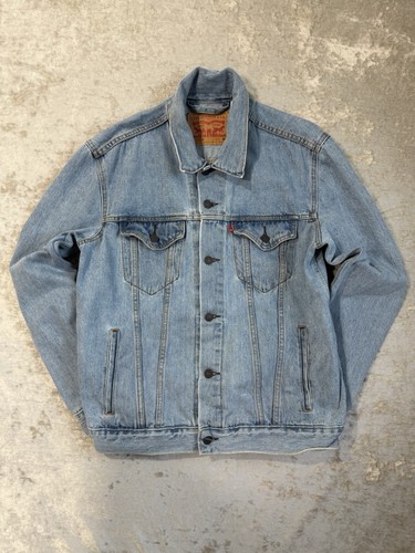 Levi denim jacket - levi’s, light