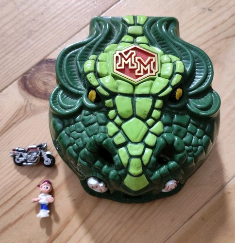Mighty max doom - max, zone