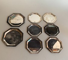 BOSS Set 6 sottobicchieri e 2 sottobottiglia in metallo argentato anni '80 BOSS