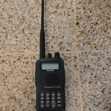 Yaesu FT-60R Dual Band VHF/UHF