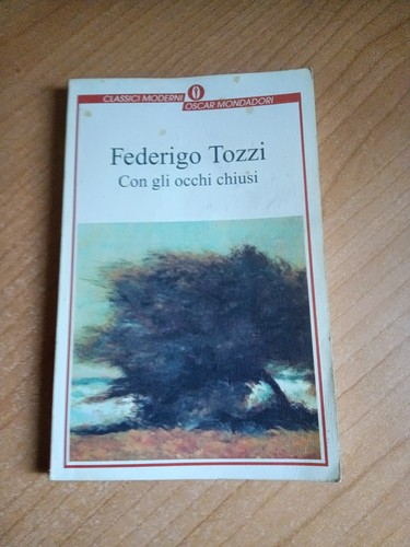 Con gli occhi - chiusi, |