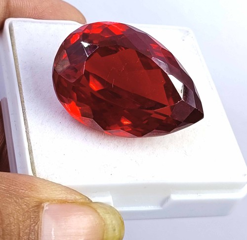 Rubino rosso sangue naturale - rubino,