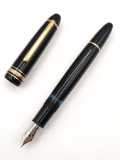 PENNA MONTBLANC MEISTERSTUCK 146 Black  Gold stilo fountain pen 14k nib