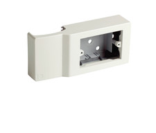 Scatola porta apparecchi universale 3 moduli linea TCN bianco SRCNI W B03593