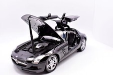 Modellino Auto Scala 1:24 Mercedes benz SLS AMG modellismo statico da collezione