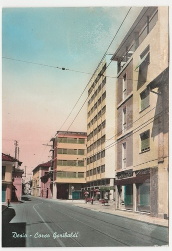 Desio corso garibaldi - -,