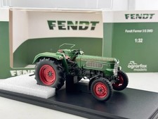 Universal Hobbies Fendt Farmer
