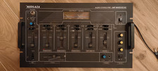 Mixer DJ quattro canali