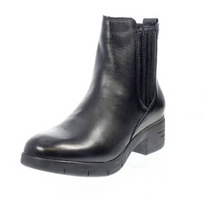 Marco Tozzi Chelsea Boots In