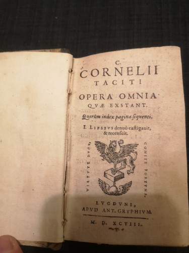 Cornelii taciti opera omnia - cornelii,