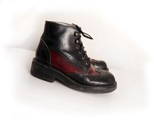Stivaletti Oxford anni 90 pelle nero viola rosso vintage punta ala scarpe 7,5