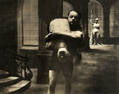 Dora maar senza - maar, 1940