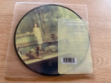 RED HOT CHILI PEPPERS