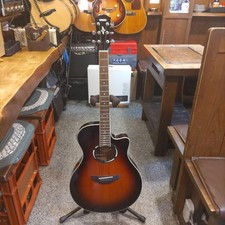 Acustica elettrica acustica YAMAHA APX500II (Management Saka)