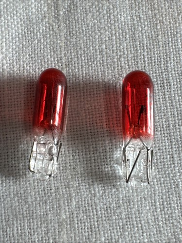 Lampadina rossa lampada - rossa,