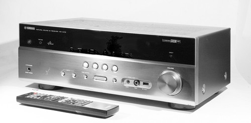 Yamaha v475 dolby true - dolby,