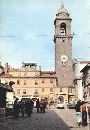 Pontremoli piazza della - pontremoli,