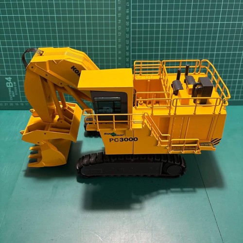 Komatsu miniature pc3000 - komatsu,